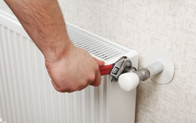 暖氣片溫控設(shè)施不能私自拆除，會導(dǎo)致樓棟水力失衡